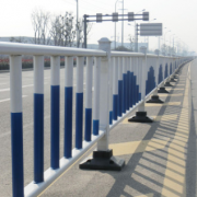 锌钢道路护栏 厂家定制马路中央隔离护栏 市政道路护栏