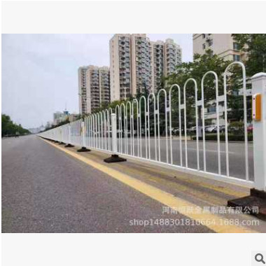 郑州新密厂家直销道路隔离护栏 人行道隔离栏杆 交通市政广告护栏