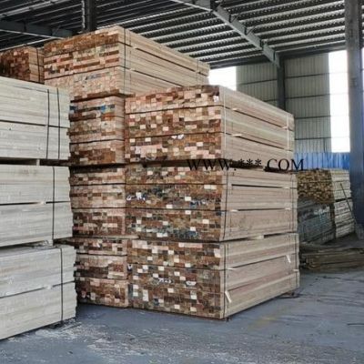 名和万家 定做各种工程木方木质型材 辐射松木方 铁杉木方
