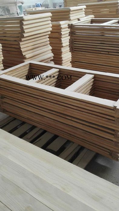 立晨 实木拼板 木板材厂家 集成材   松木直拼板12MM